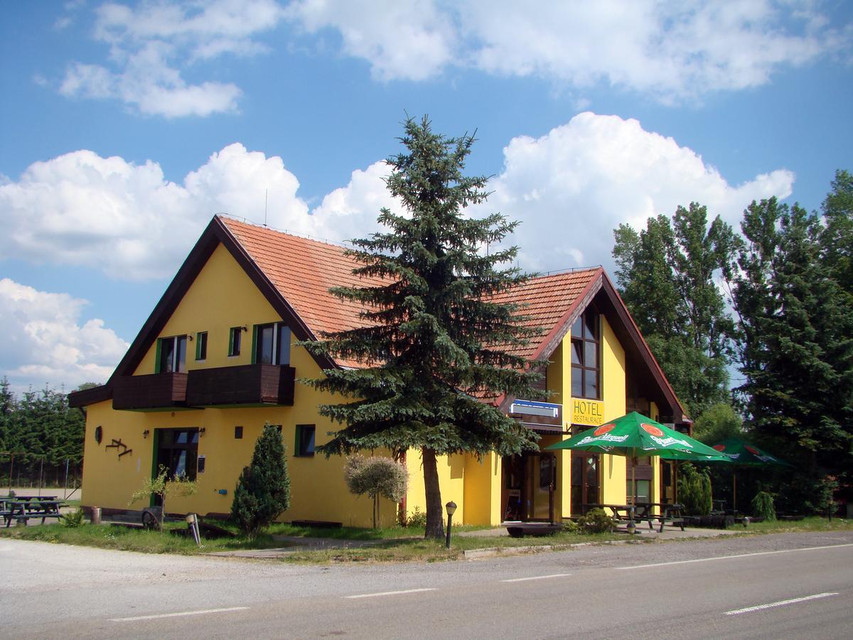 Restaurace penzion Rafael Dlouhá Brtnice Camera foto