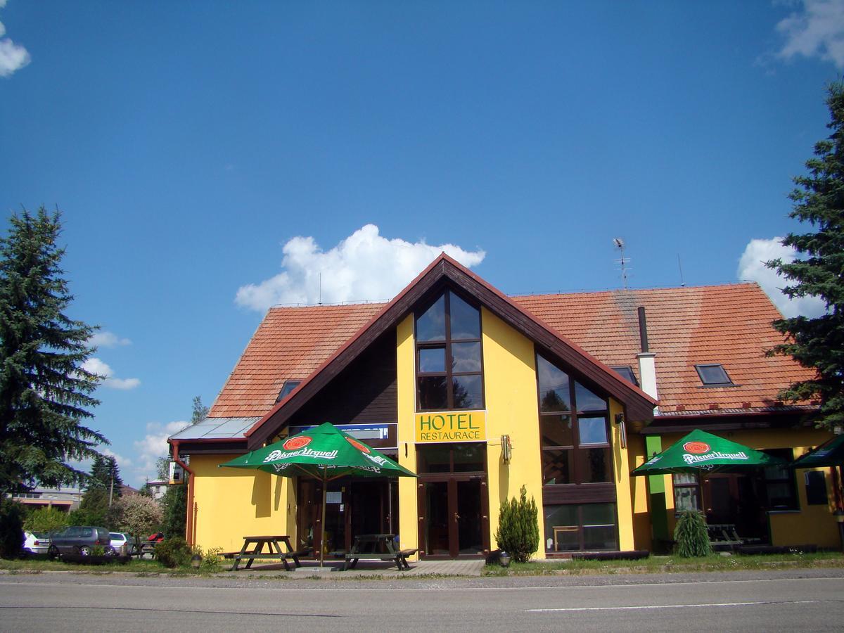 Restaurace penzion Rafael Dlouhá Brtnice Esterno foto